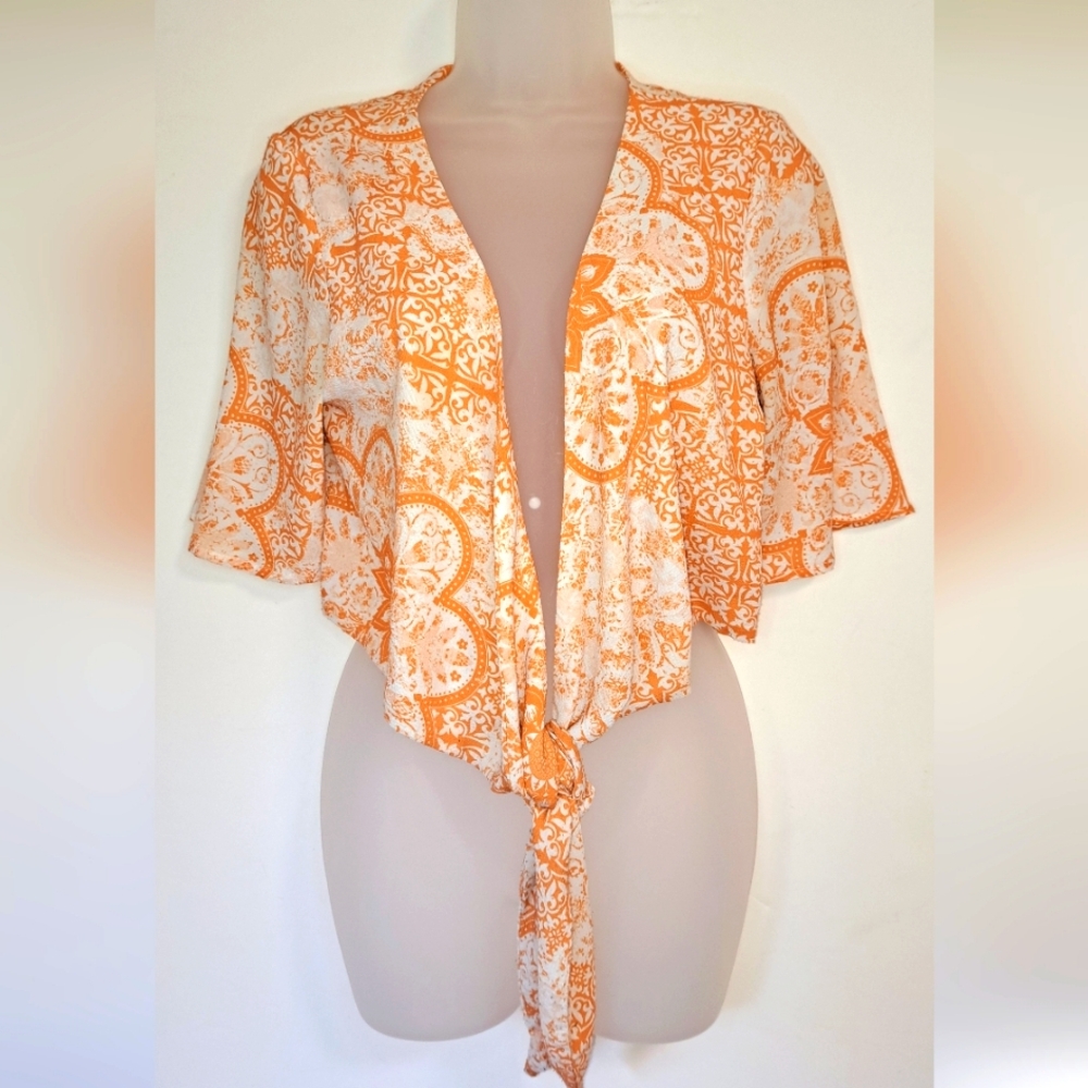 Mia Floral Crop Top Tie Front Short Flitter Sleeves Women's Medium Boho